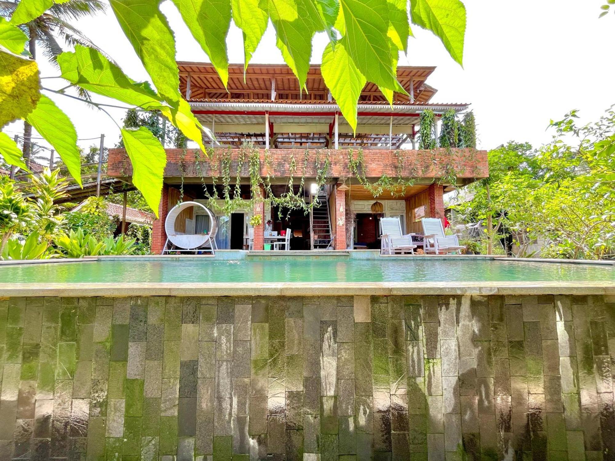 Pondok Isoke Bunggalow Banyuwangi  Esterno foto